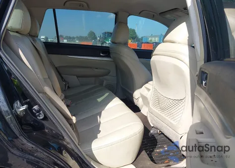 2011 Subaru Outback 2.5I z USA, uszkodzony, nr VIN 4S4BRCAC4B3432676